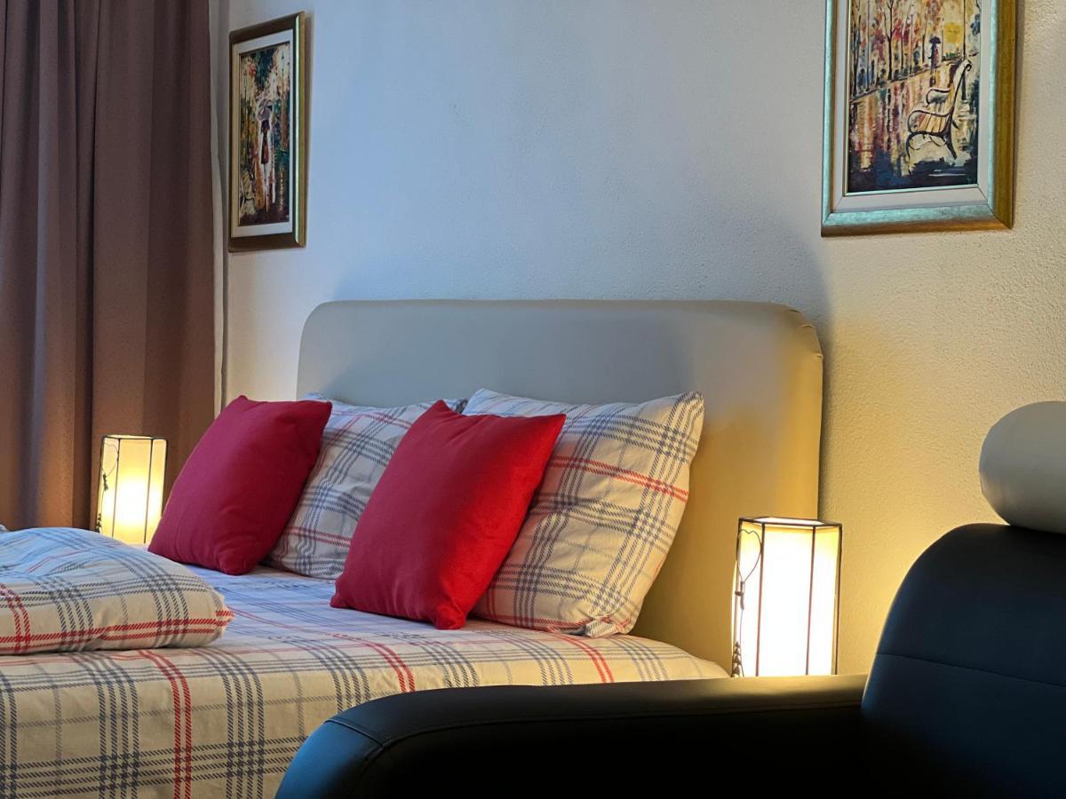 Hotel Central Vlasic Bagian luar foto