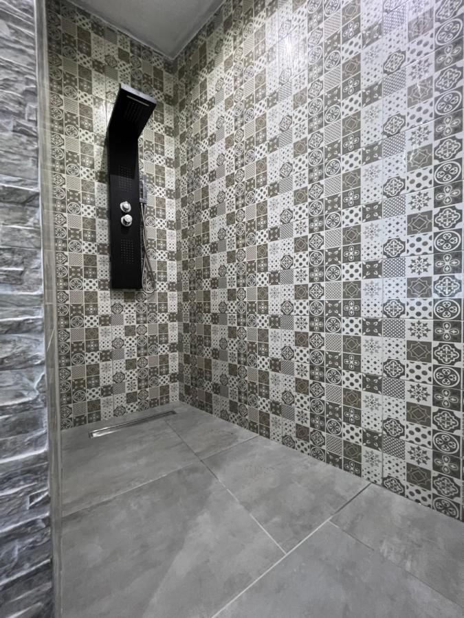Hotel Central Vlasic Bagian luar foto